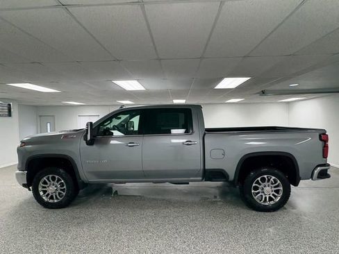 New 2026 Chevrolet Silverado 3500 LTZ w/ LTZ Premium Package image 4