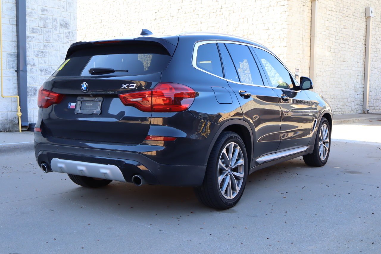 Used 2018 BMW X3 xDrive30i AWD/4WD image 3