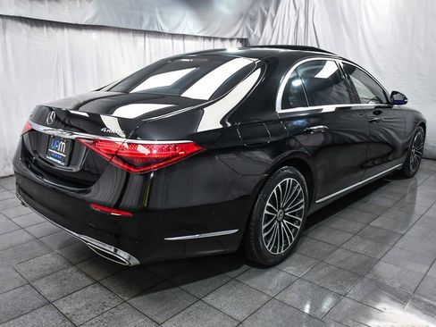 Used 2023 Mercedes-Benz S 580 4MATIC Sedan image 6
