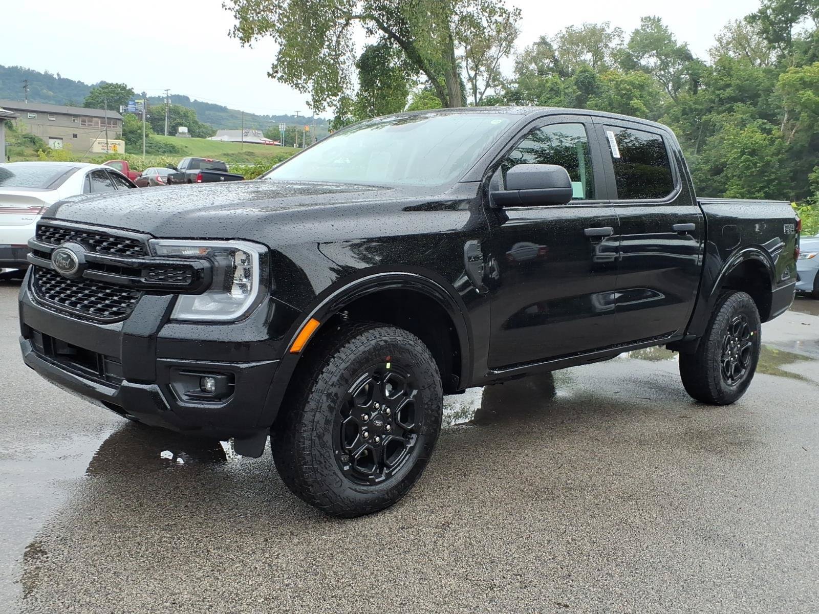 New 2026 Ford Ranger XLT w/ FX4 Off-Road Package AWD/4WD image 2