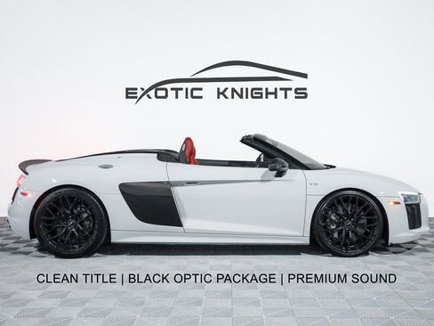 Used 2018 Audi R8 V10 plus image 1