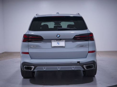 Used 2026 BMW X5 sDrive40i w/ M Sport Package RWD image 5