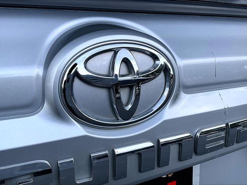 Used 2022 Toyota 4Runner TRD Sport RWD image 31