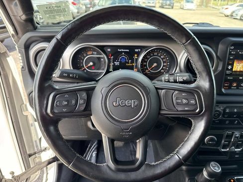 Used 2021 Jeep Wrangler Unlimited Sport AWD/4WD image 38