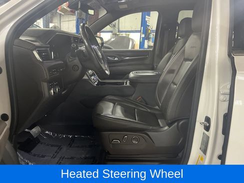 Used 2021 GMC Yukon Denali w/ LPO, Illumination Package AWD/4WD image 11