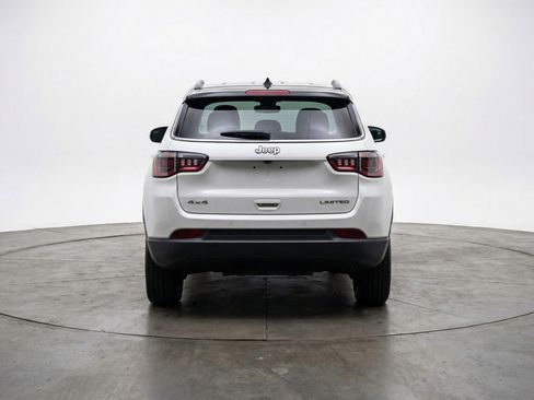 Used 2025 Jeep Compass Limited AWD/4WD image 6