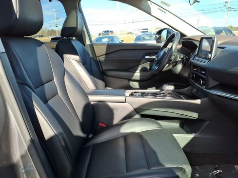 Certified 2023 Nissan Rogue SV w/ SV Premium B Package image 5