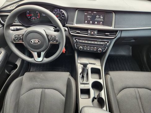 Used 2018 Kia Optima LX FWD image 25