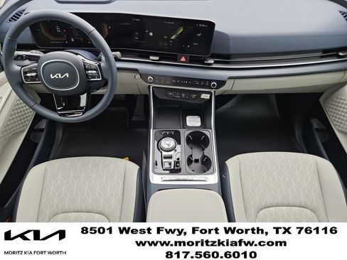 New 2026 Kia Carnival EX FWD image 18