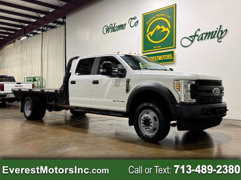 Used 2018 Ford F550 4x4 Crew Cab Super Duty image 1