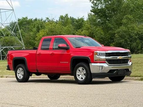 Used 2016 Chevrolet Silverado 1500 LT w/ All Star Edition AWD/4WD image 29