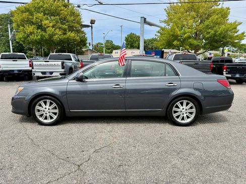 Used 2008 Toyota Avalon Limited FWD image 2