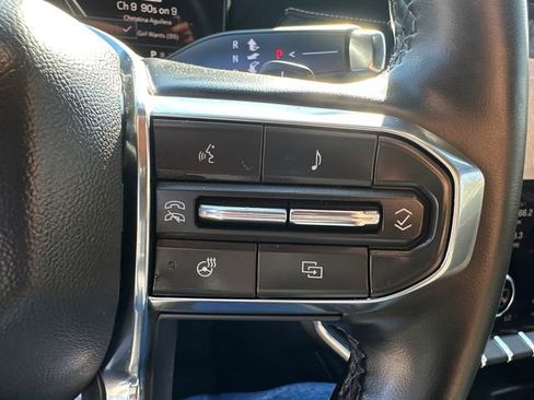 Used 2024 GMC Acadia Elevation w/ Black Edition image 34