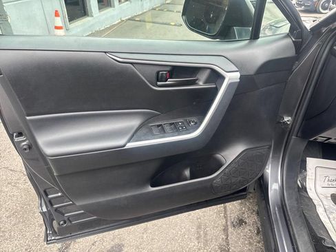 Used 2024 Toyota RAV4 LE FWD image 29
