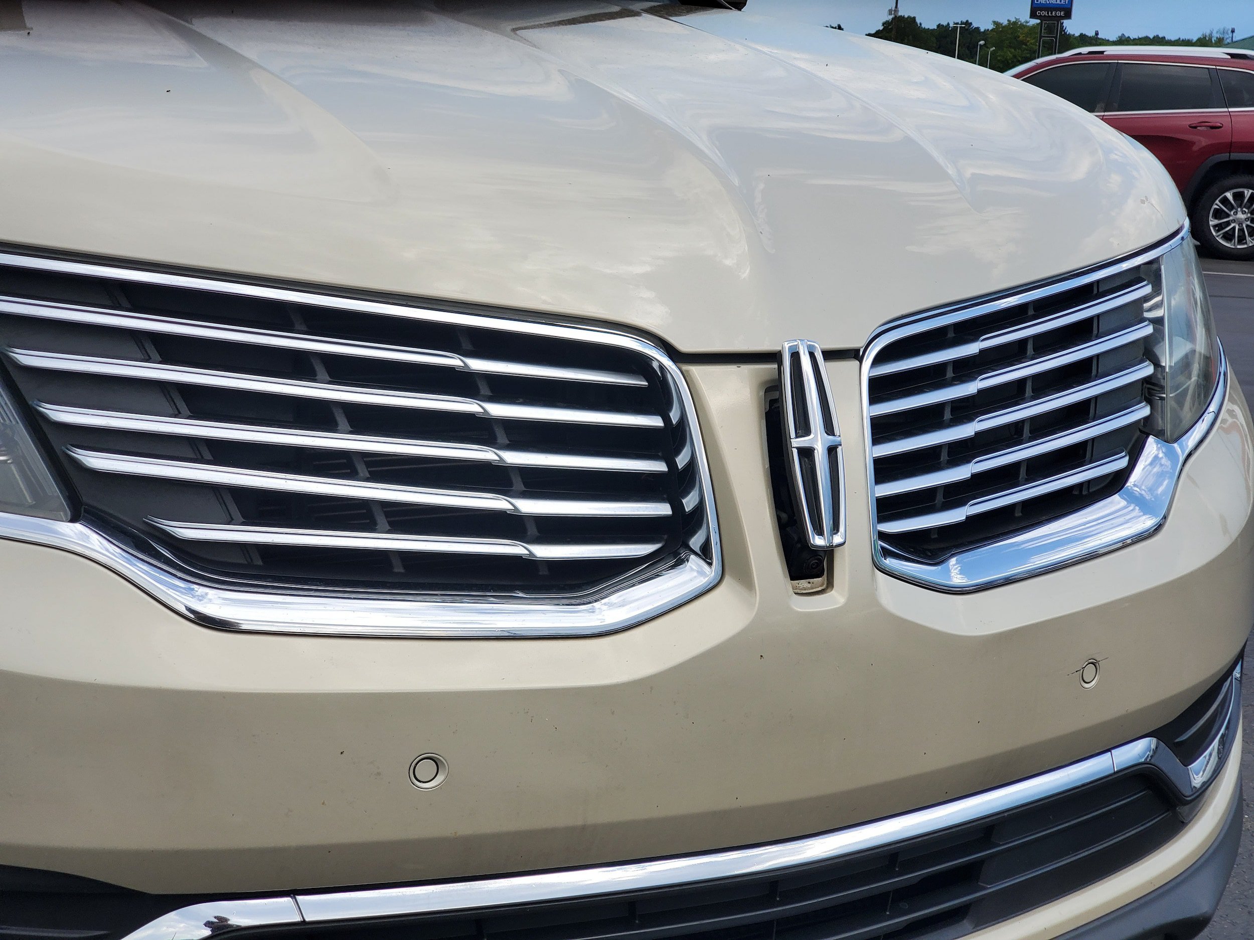 Used 2016 Lincoln MKX Reserve w/ Technology Package FWD image 7