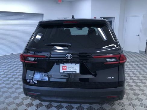 Certified 2025 Toyota Grand Highlander AWD image 15