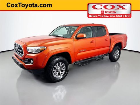 Used 2017 Toyota Tacoma SR5 image 1