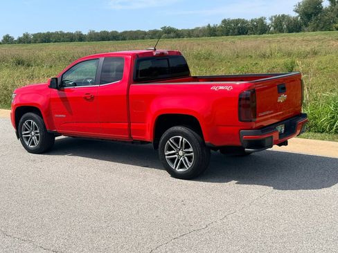 Used 2020 Chevrolet Colorado LT w/ LT Convenience Package AWD/4WD image 17