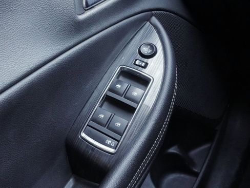 Used 2019 Chevrolet Impala LT image 16