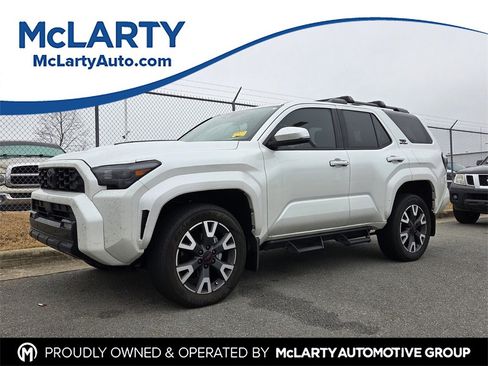 Used 2025 Toyota 4Runner TRD Sport image 1