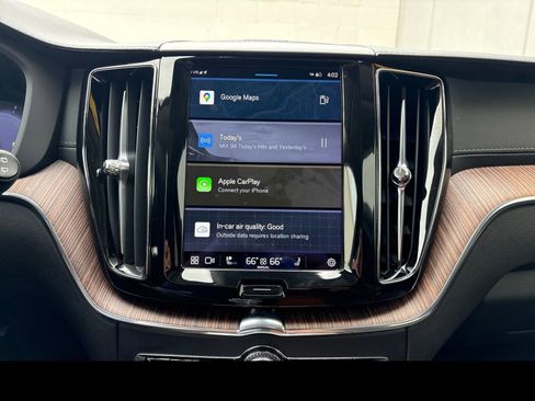 Certified 2023 Volvo XC60 B5 Ultimate w/ Climate Package AWD/4WD image 18