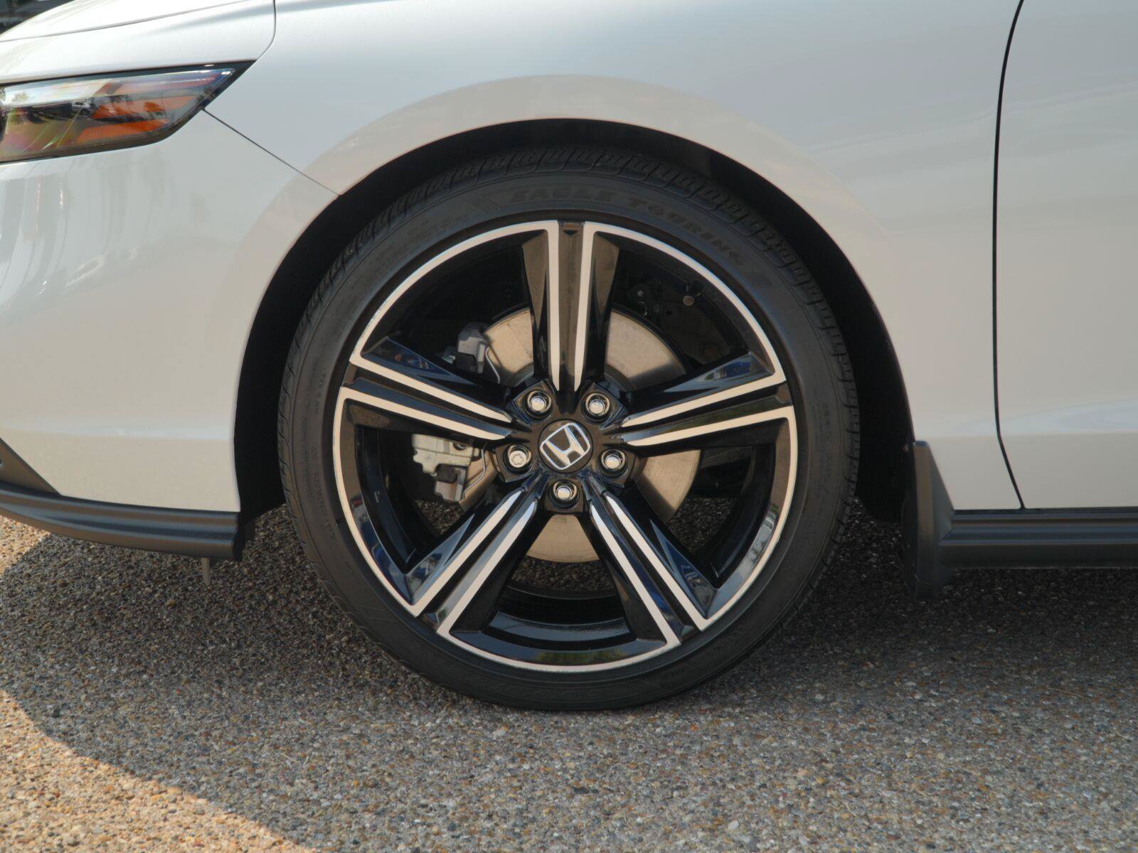 Used 2025 Honda Accord Sport image 17