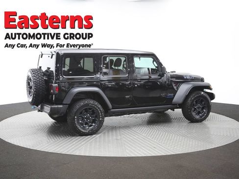 Used 2023 Jeep Wrangler Unlimited w/ Sun & Screen Package AWD/4WD image 43
