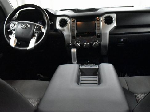 Used 2019 Toyota Tundra SR5 image 17