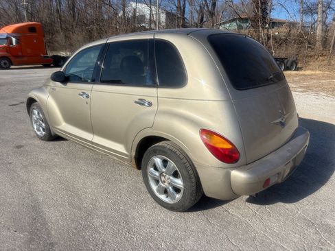 Used 2003 Chrysler PT Cruiser Limited FWD image 9