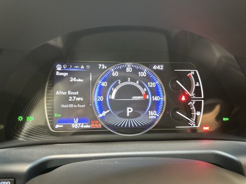 Used 2024 Lexus ES 350 Ultra Luxury w/ Accessory Package (Z2) FWD image 21