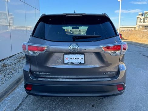 Used 2015 Toyota Highlander XLE image 37