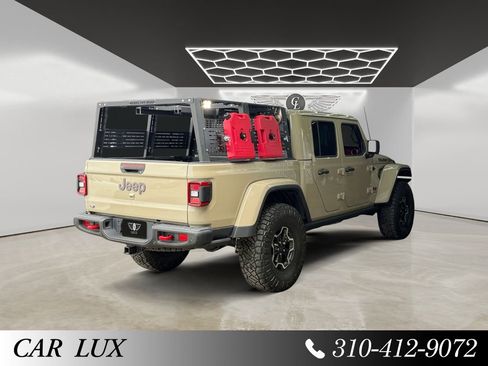 Used 2020 Jeep Gladiator Rubicon AWD/4WD image 5
