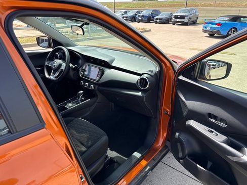 Used 2023 Nissan Kicks SV FWD image 15