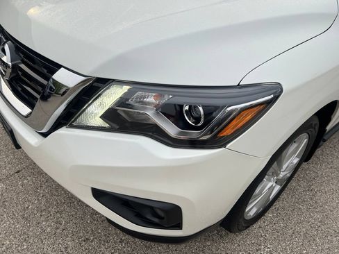 Used 2019 Nissan Pathfinder SL w/ SL Premium Package AWD/4WD image 30
