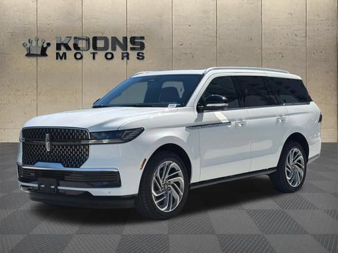 New 2026 Lincoln Navigator Reserve AWD/4WD image 1