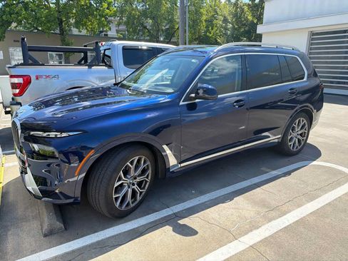 Used 2024 BMW X7 xDrive40i AWD/4WD image 1