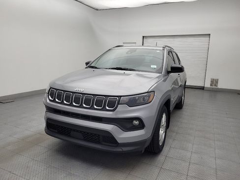 Used 2022 Jeep Compass Latitude FWD image 15