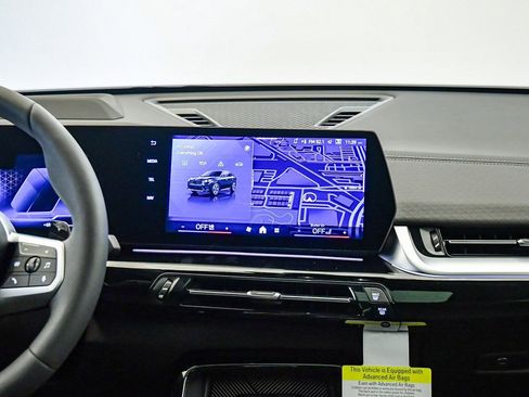 New 2026 BMW X2 xDrive28i w/ Technology Package image 15