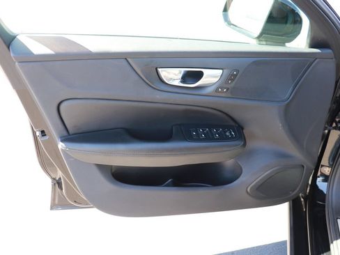 Used 2024 Volvo S60 B5 Core FWD image 10