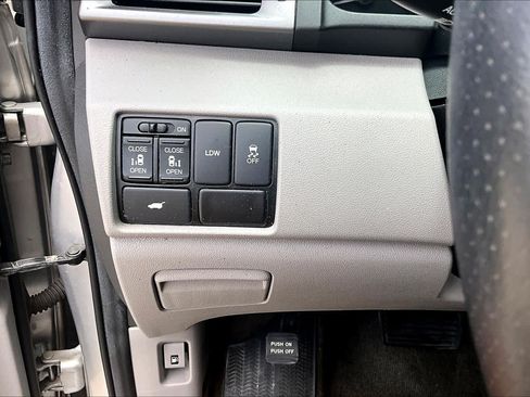 Used 2014 Honda Odyssey EX-L image 31
