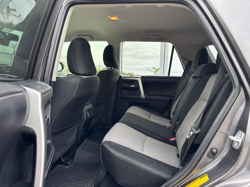 Used 2017 Toyota 4Runner SR5 AWD/4WD image 13