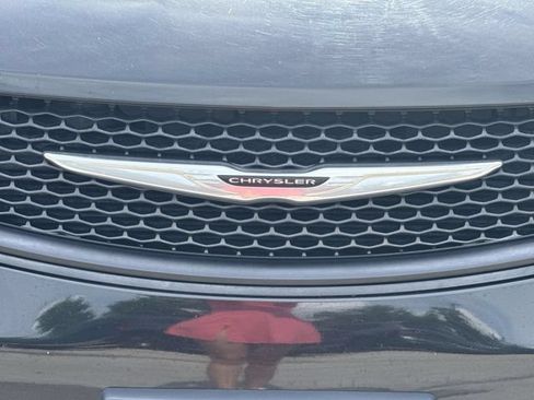 Used 2023 Chrysler Voyager LX FWD image 28
