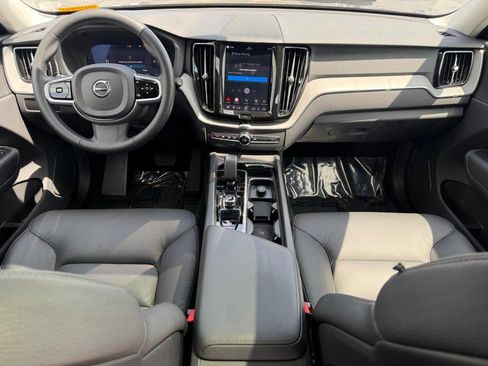 Certified 2025 Volvo XC60 B5 Plus w/ Climate Package AWD/4WD image 12