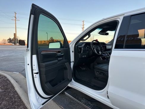 Used 2023 GMC Sierra 1500 Denali image 24