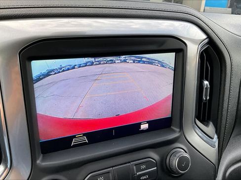 Used 2021 Chevrolet Silverado 1500 LT w/ Z71 Off-Road Package image 26