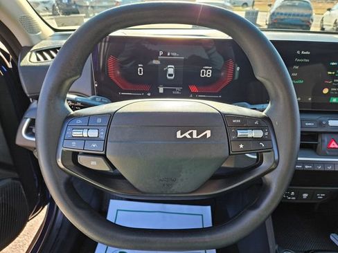 Used 2025 Kia K4 FWD image 29