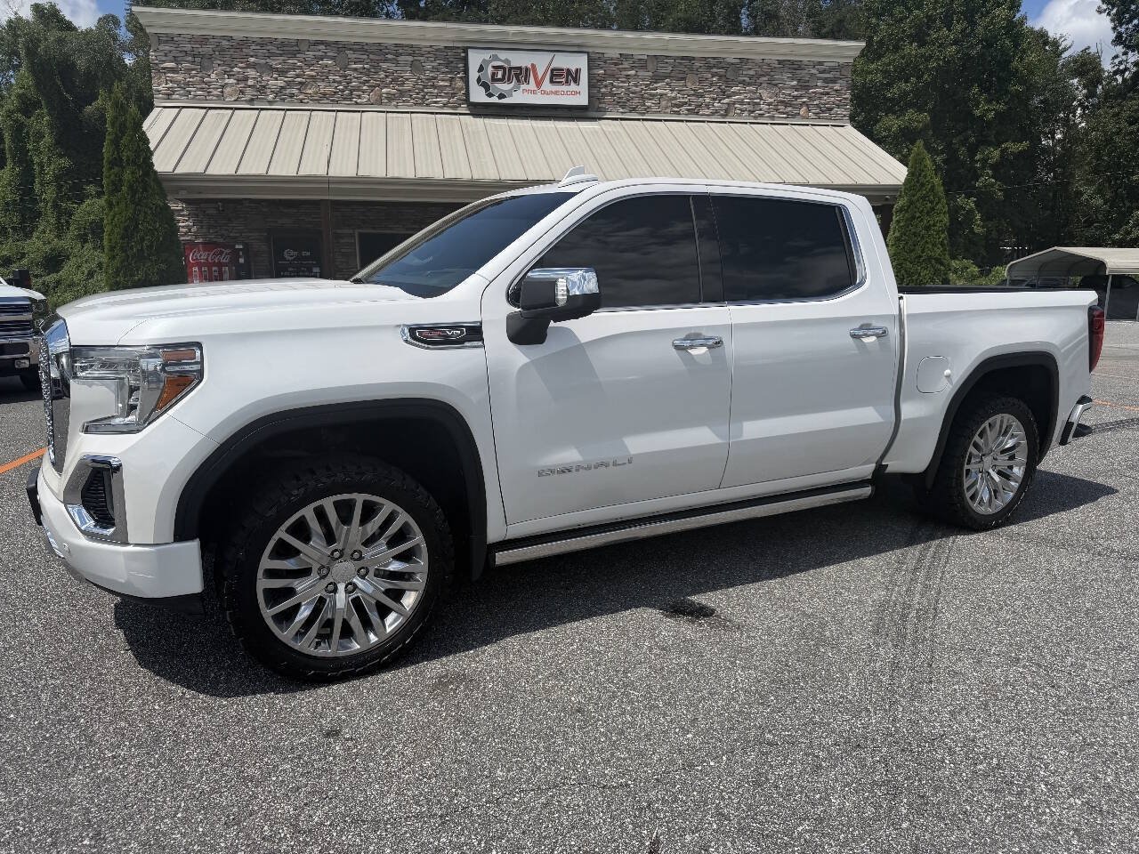 Used 2019 GMC Sierra 1500 Denali w/ Denali Ultimate Package AWD/4WD image 1