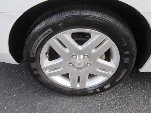 Used 2012 Chevrolet Impala LT FWD image 16