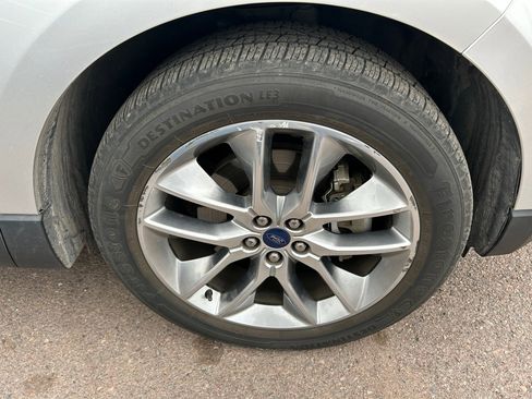 Used 2015 Ford Edge Titanium w/ Equipment Group 301A image 6