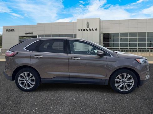 Used 2019 Ford Edge Titanium w/ Equipment Group 301A image 2